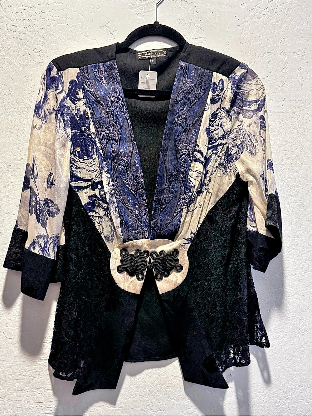 Vintage Violet Ray Paisley AsianTunic in Black & Blue Size Medium